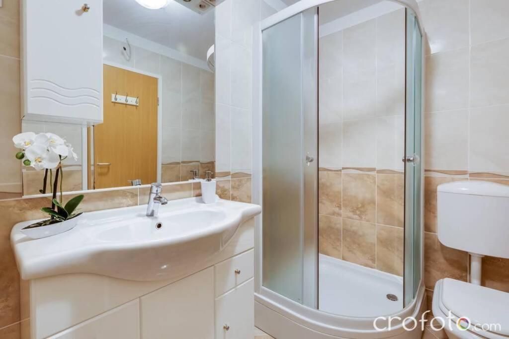 Niko 1 Apartment Kozino Ngoại thất bức ảnh